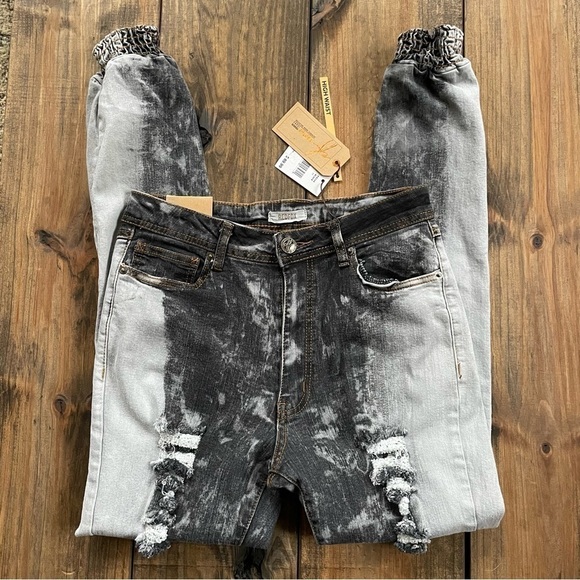 Red Fox Pants - 𝅺red Fox High Waist Skinny Distressed Ripped Jeans Black White Size 11